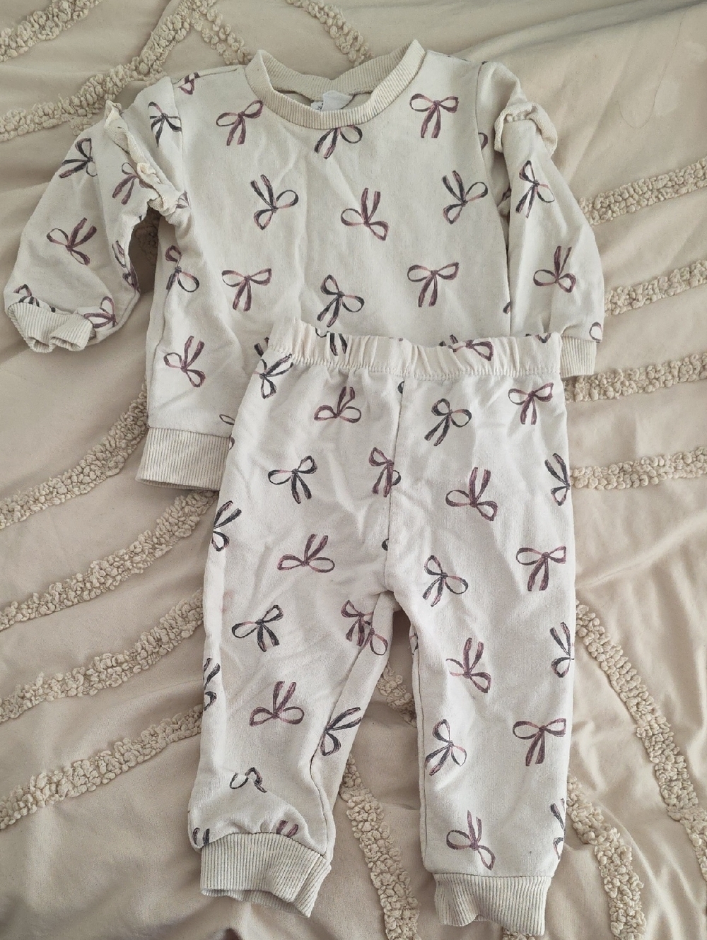 Cream Baby Bow Print Two-Piece Set